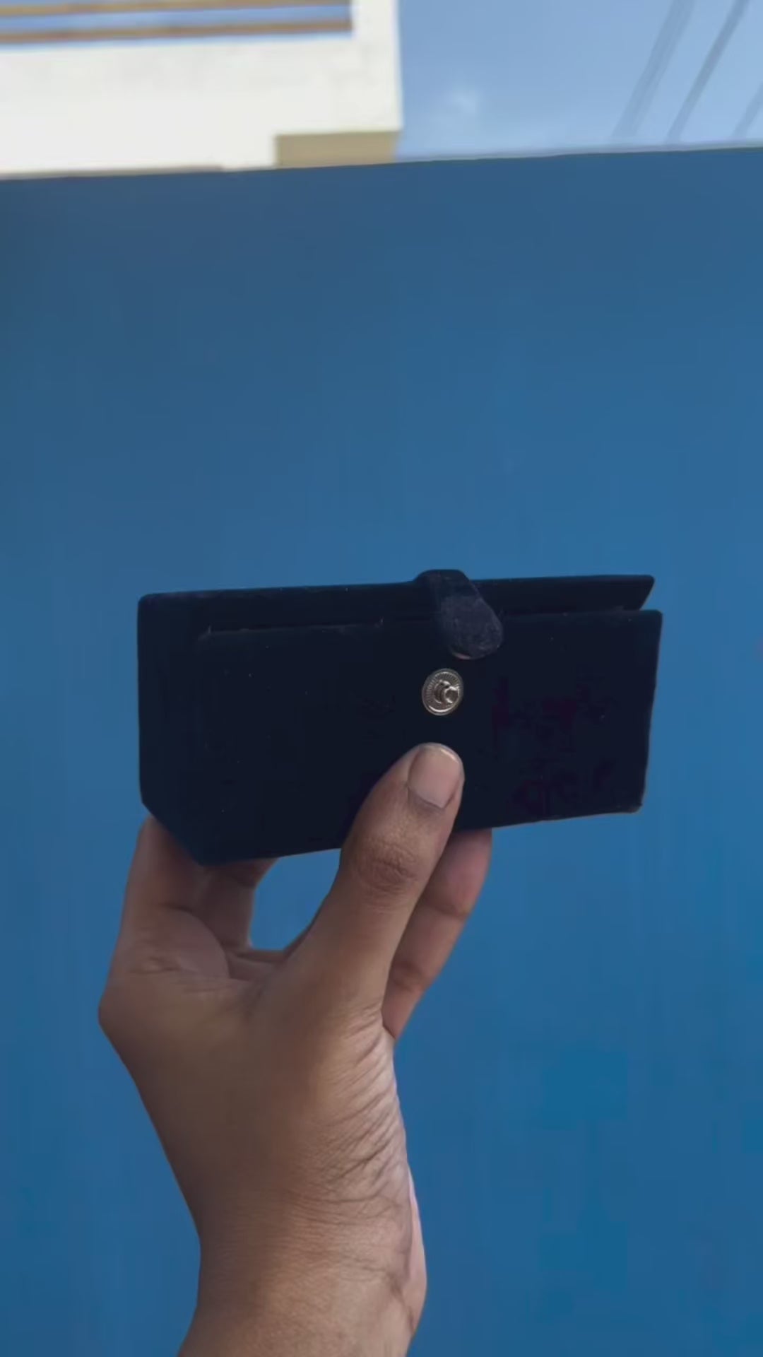 Earing combo with box